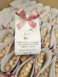 Zahvalnice za goste ušećereni bademi