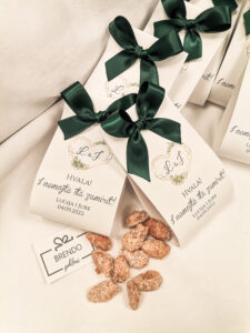 Zahvalnice za goste ušećereni bademi